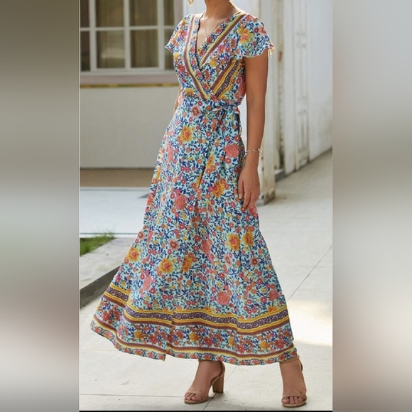 Beautiful Wrap Style Maxi Boho Dress - Picture 1 of 5